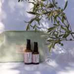 Set de crema y sérum facial con neceser – Hidratación y cuidado para una piel radiante – Con ácido hialurónico y aloe vera